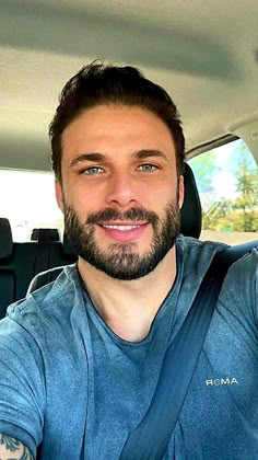 <em><strong>Jorge Gonzales </strong></em>